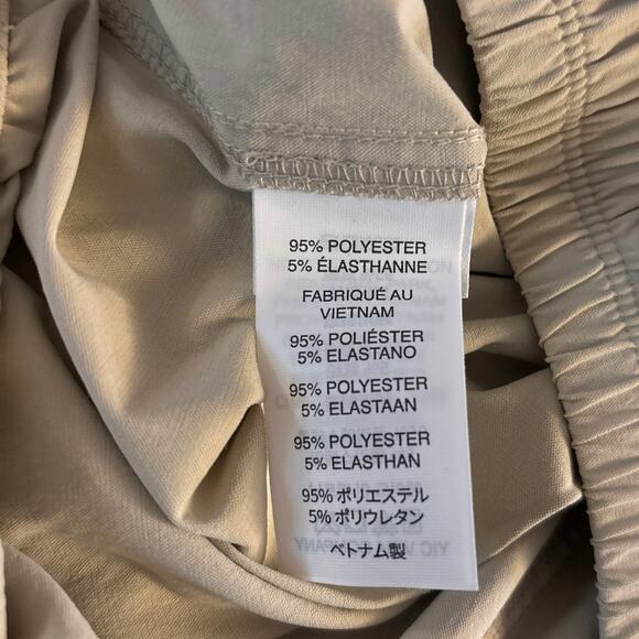 Vuori Size M Scout Joggers Pants Dark Salt Cargo Athleisure VW494 - Picture 5 of 6